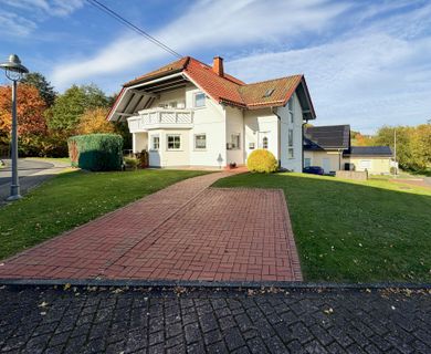 Gepflegtes, solides und vermietetes 3 Parteienhaus-Mehrfamilienhaus in ruhiger Lage bei Wallmerod!